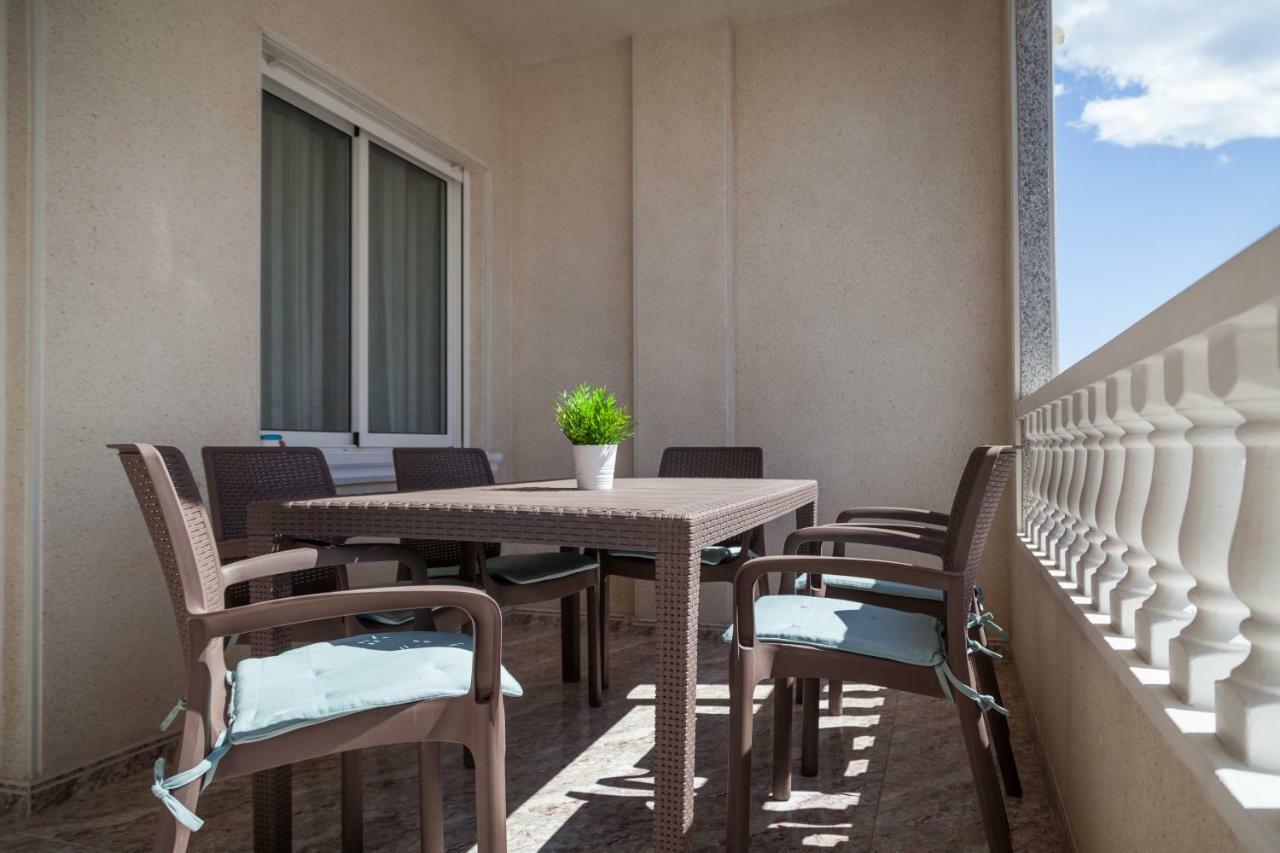 Apartment Solmar Torrevieja Ngoại thất bức ảnh